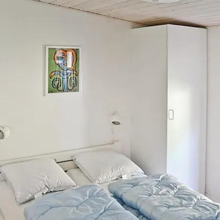 In With 3 Bedrooms And Wifi Feriehus *